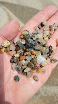 Nisip pentru tencuit,pamant maroniu/gazon,piatra concasata/sparta,dren