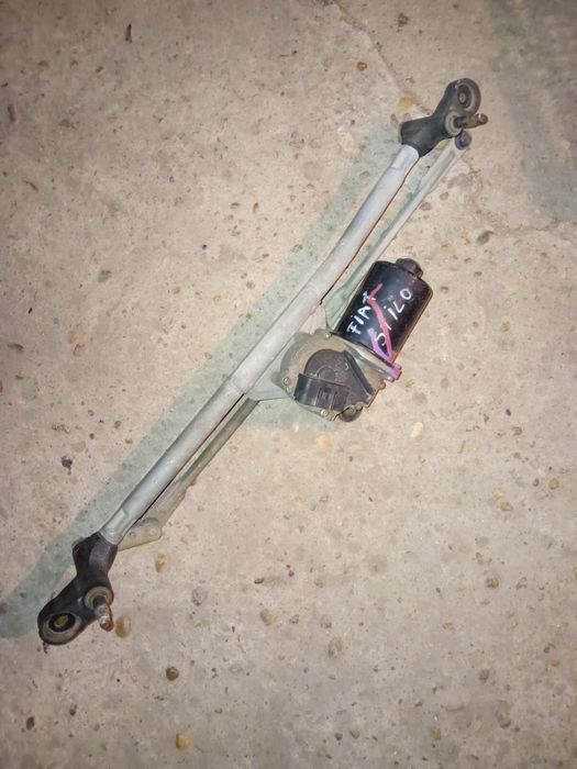 lagar stergatoare parbriz cu motoraș