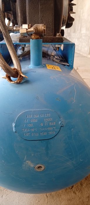 Продам компрессор 100 л