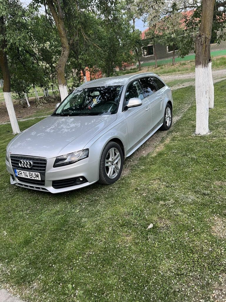 Audi a4 an 2009 2.0d