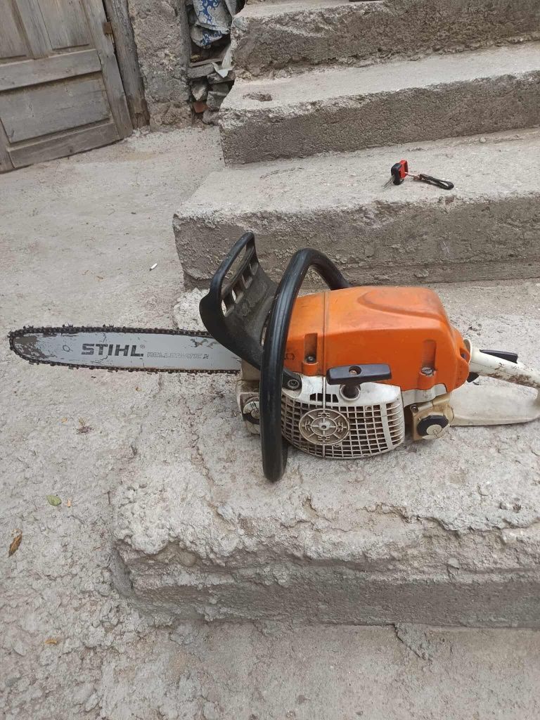 Stihl ms271.     .