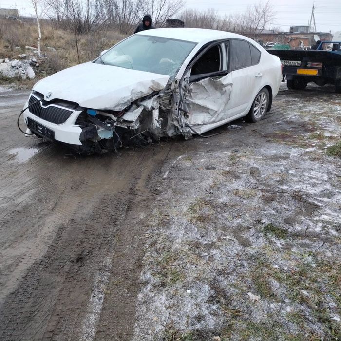 Skoda octavia. по запчастям. 2015 год 1.4 turbo DSG.