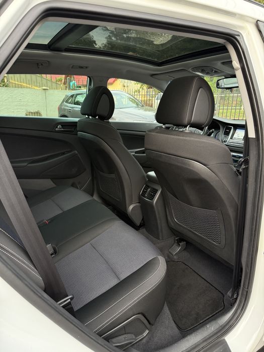 Posibilitate Rate Hyundai Tucson 129k km 4x4 Panoramic Garantie 12 36