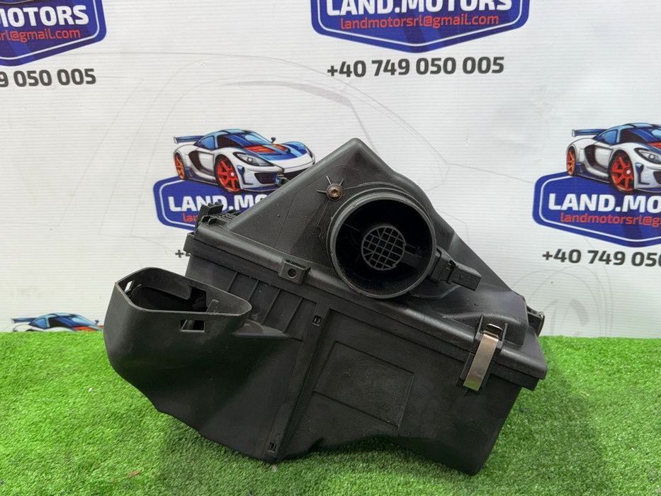 Carcasa filtru aer 2010 bmw 116d seria 1 e87 lci 2.0 diesel cod oem 13717797460 2004-2013