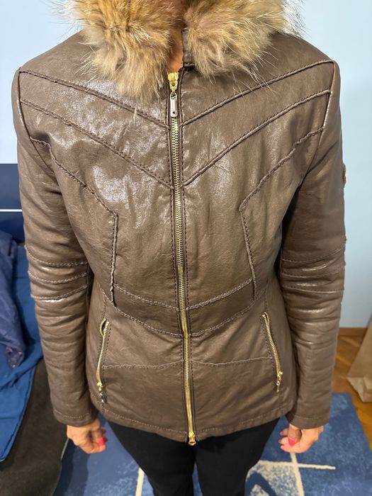 Дамско яке на марката Kensol