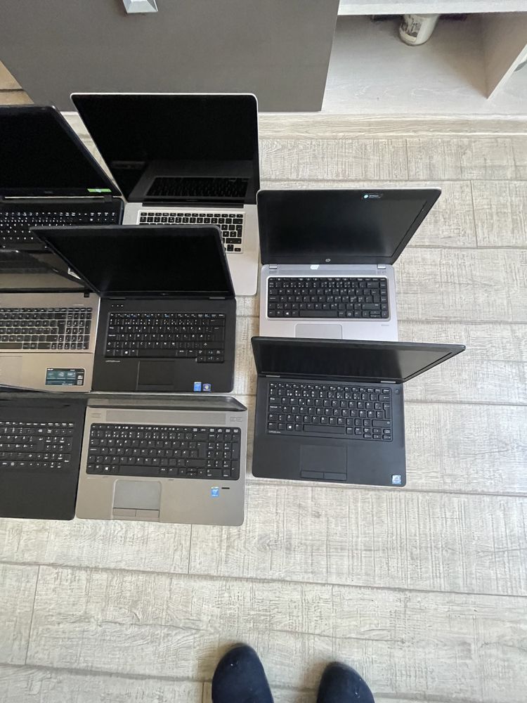 Laptopuri core 2 i3 i5 i7