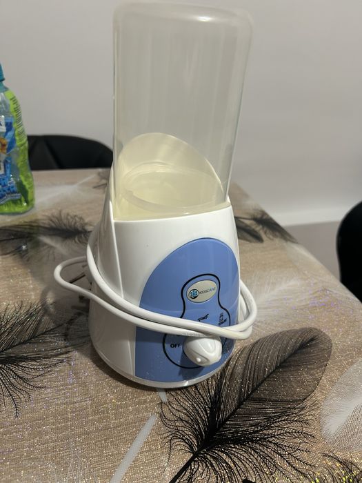 Incalzitor biberoane