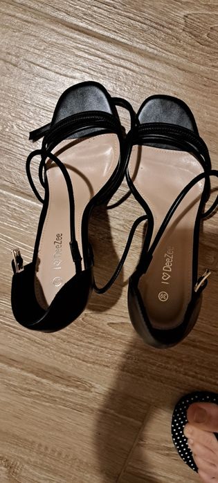 Vand sandale negre