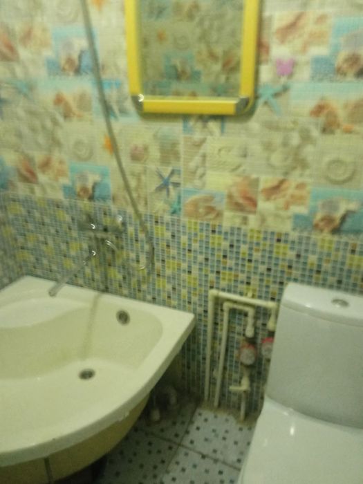 Жаркурганский 1/4/4 Бывшее Общежитие Яшнабадский район Санузел внутри