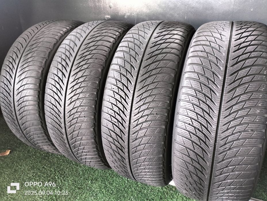 235 50 19 Michelin M+S Iarna