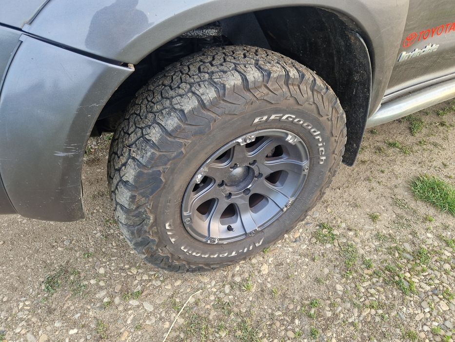 Dezmembrez Toyota Hilux 3.0 manuala 2007-2012 1KD-FTV