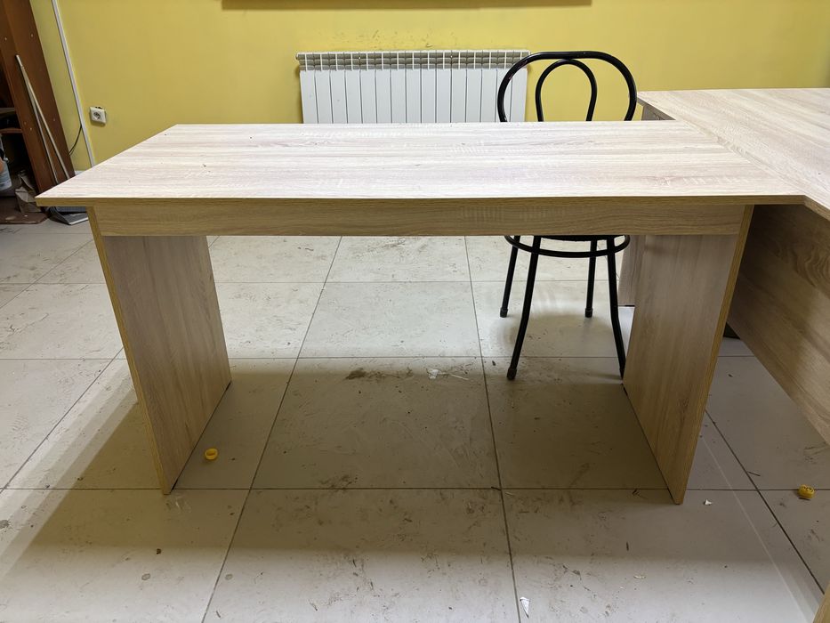 Продам офисные столы