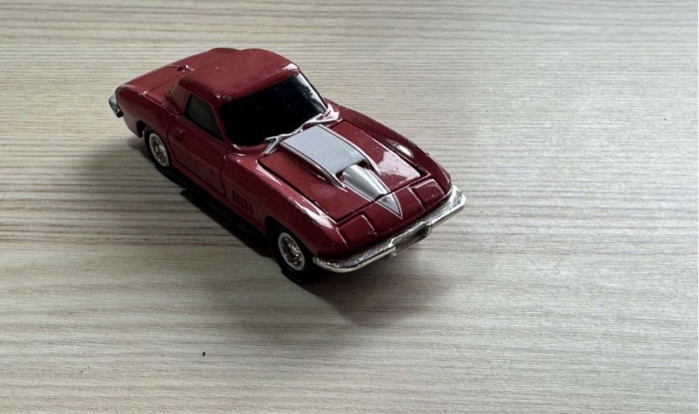 Machete auto 1/72 Johnny Lighting