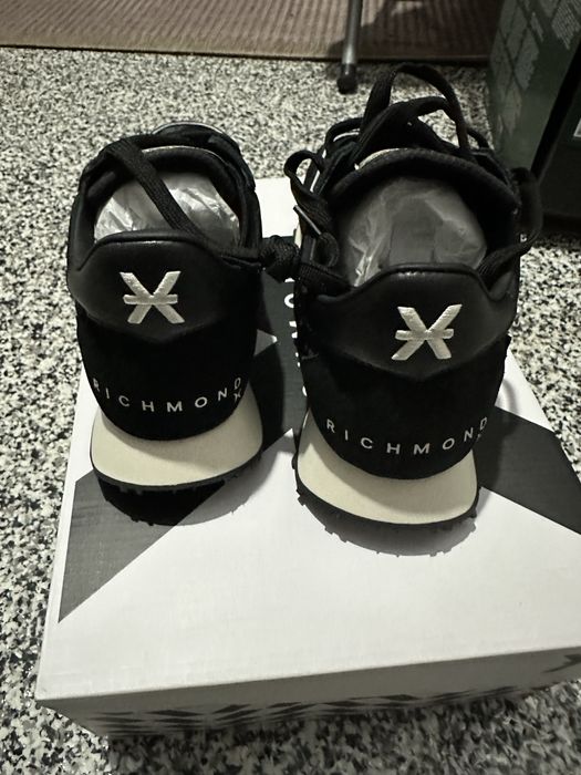 John Richmond marimea 41