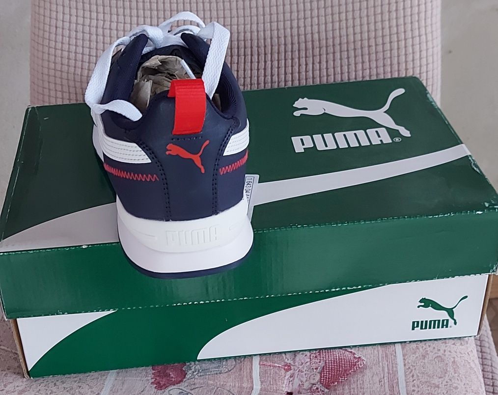 Adidași sport PUMA