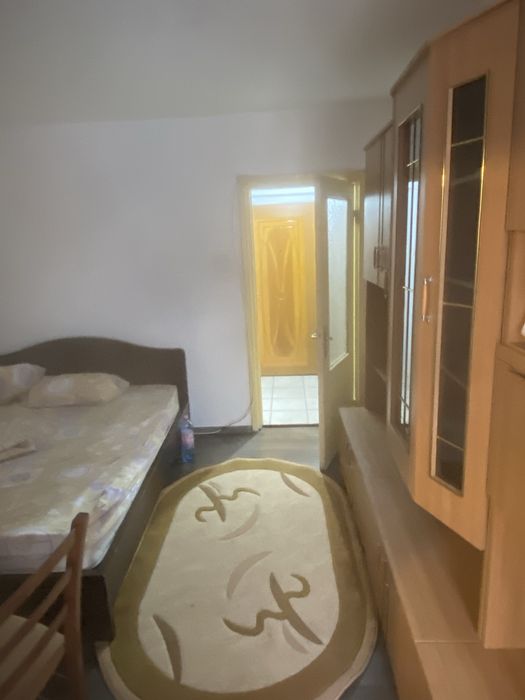 Inchiriez garsoniera