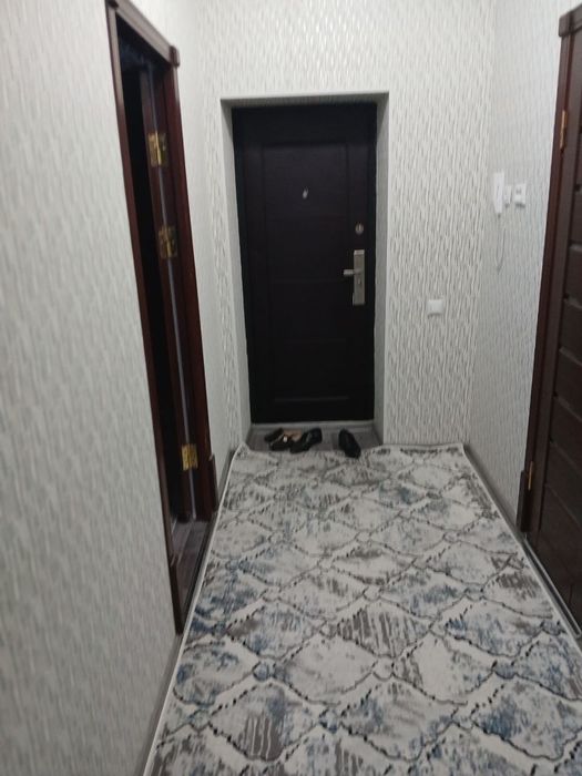 9 Mkr Yangi Xayot Domi  1 etaj 1 xona