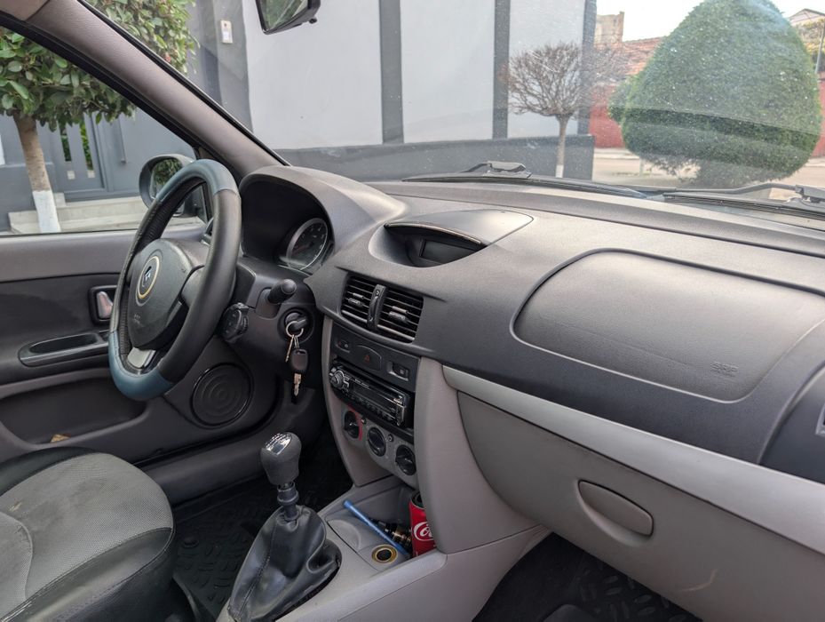 Renault symbol an 2012 1.2benzina  full