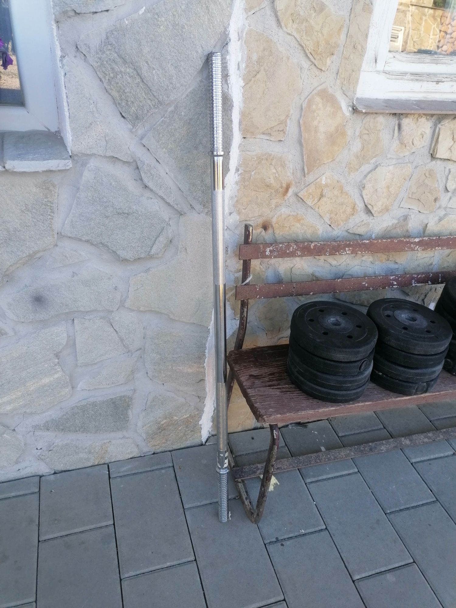 Greutăți 40 kg bară dreapta și 2 bare gantere