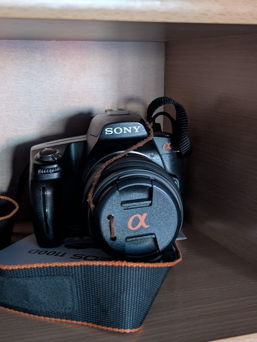 Продам зеркальный фотоаппарат Sony a290