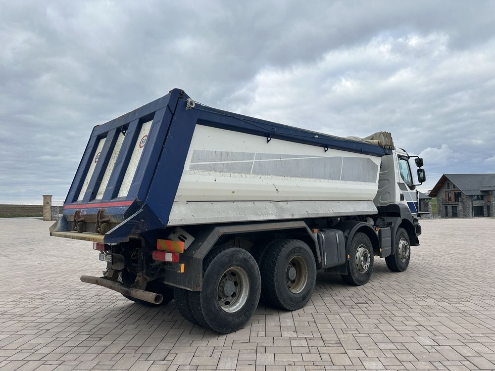 Renault Kerax 8x4