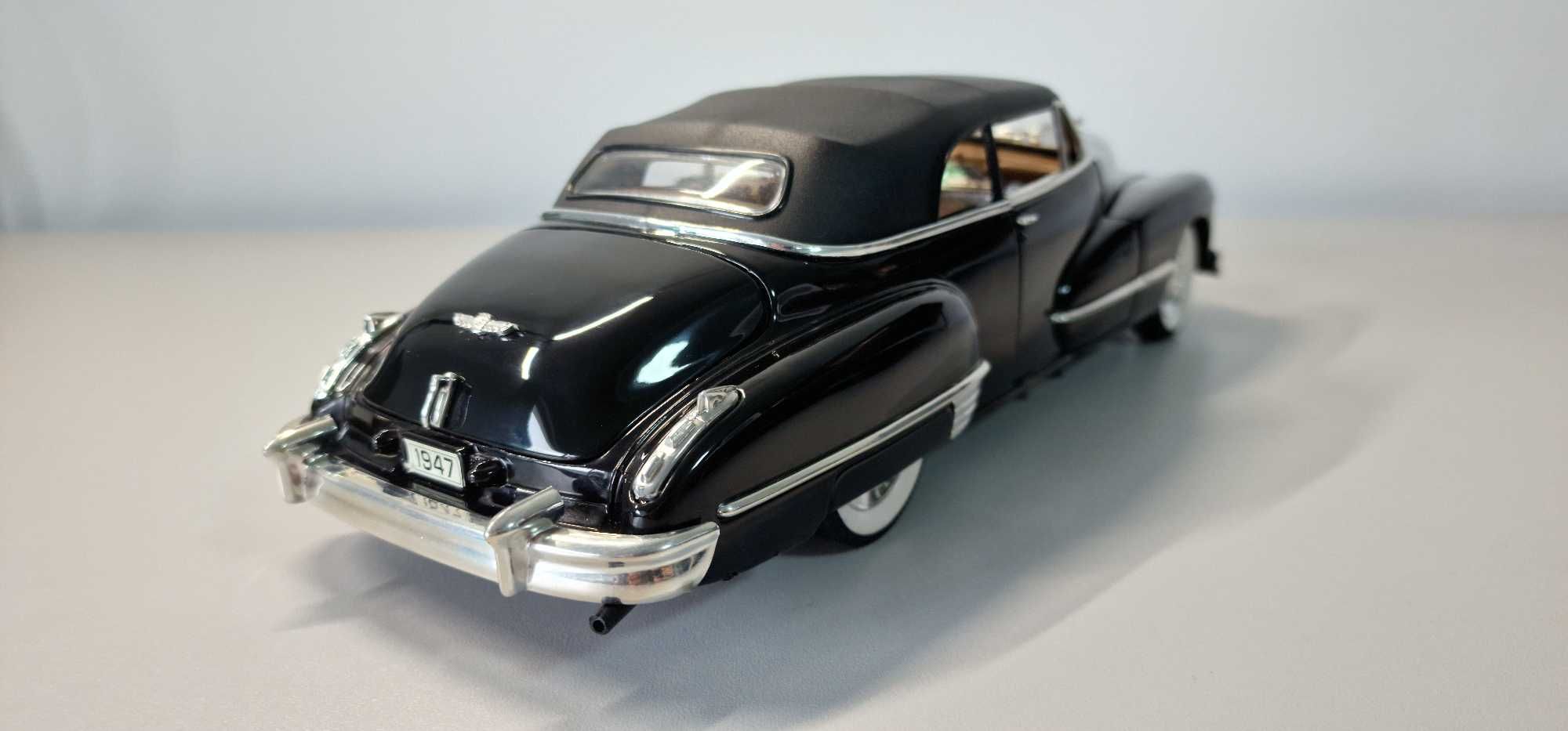 Macheta auto 1947 Cadillac Series 62, scara 1:18, Anson