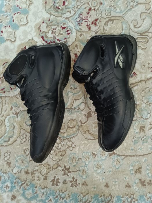 Продам мужские кроссовки Reebok(оригинал )размер 41 на 40,5 подойдут