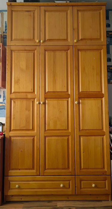 Гардероб от масив