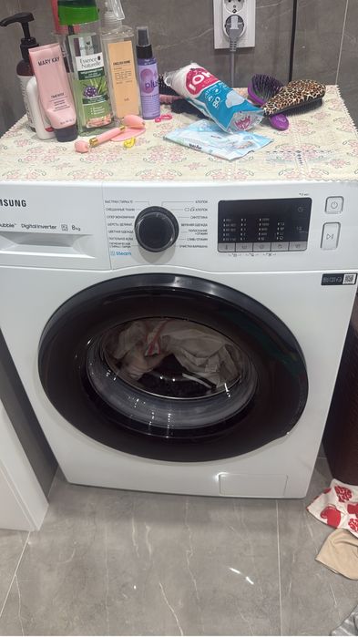 Стиральная машинке Samsung. Состояние отличное.