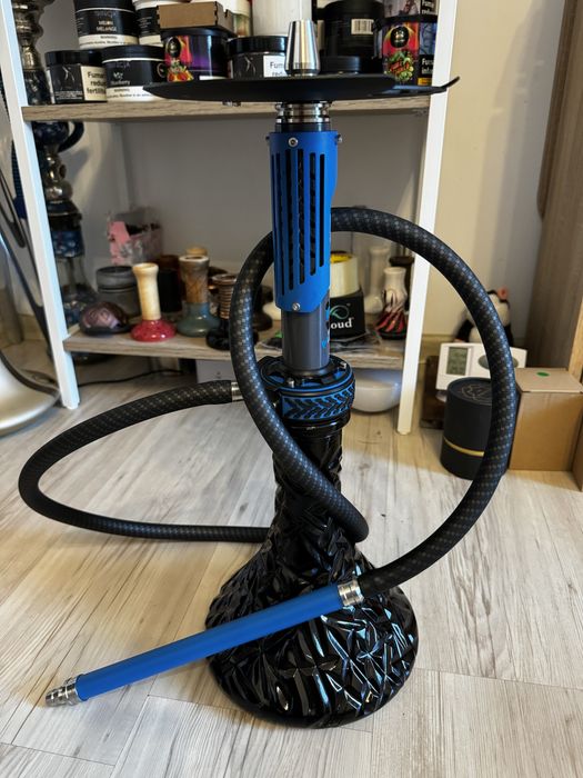 Oferta speciala!!Narghilea El Bomber 4X4 pe albastru pret minim!!