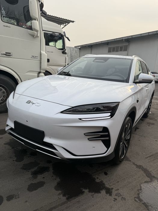 BYD Song Champion 605 Smart. Bez Probeg Yangi.