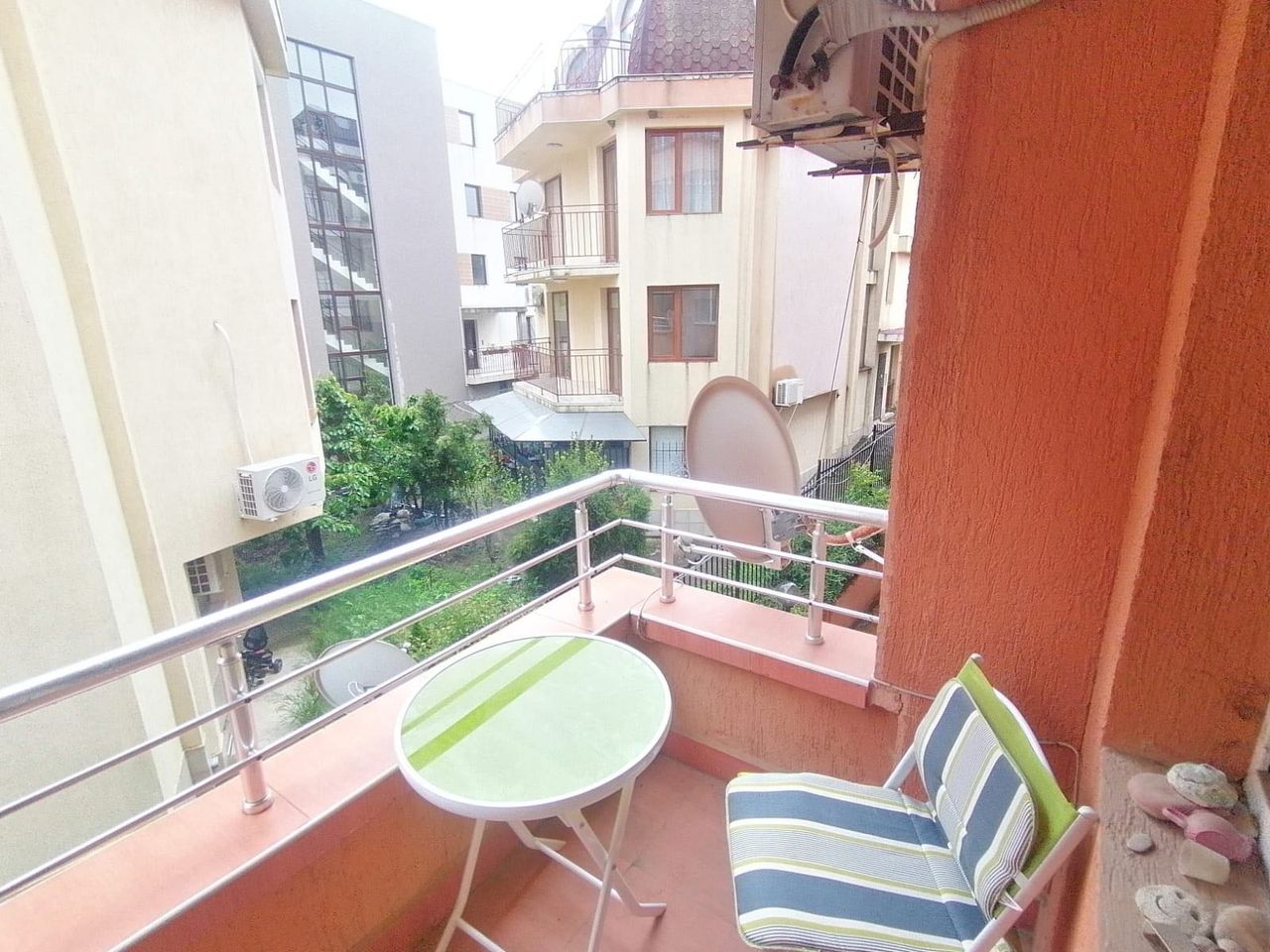 Продава се Двустаен апартамент в Бяла - 40 кв.м за 1125 €/кв.м - Снимка #1