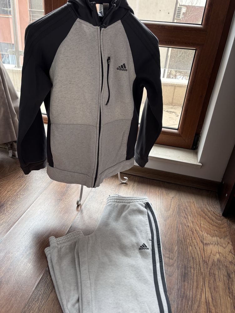 Дамски екип Adidas оригинален
