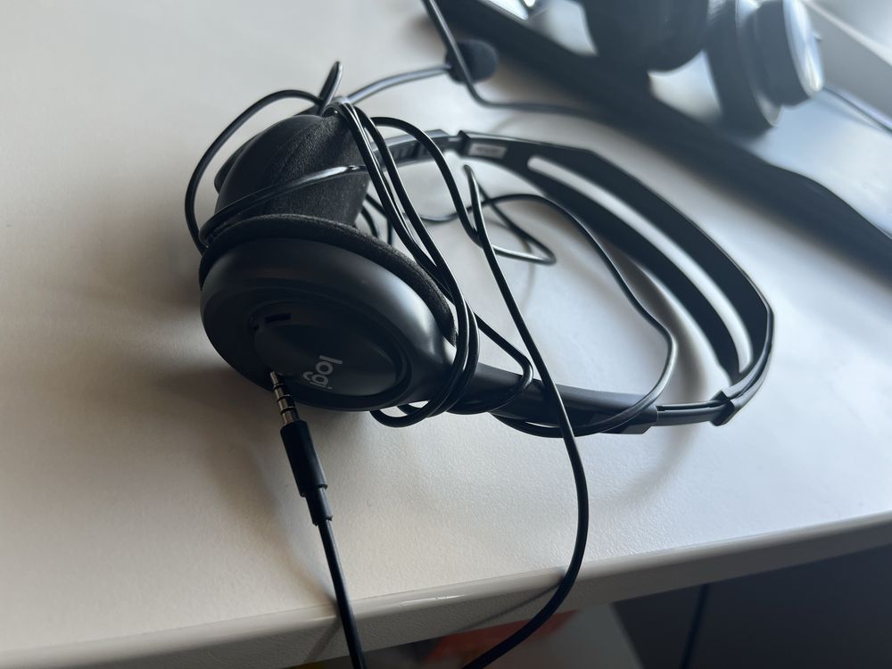 AUX 3.0 Logitech слушалки