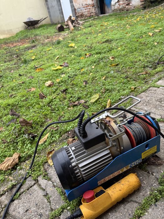 Продавам електрическа лебедка