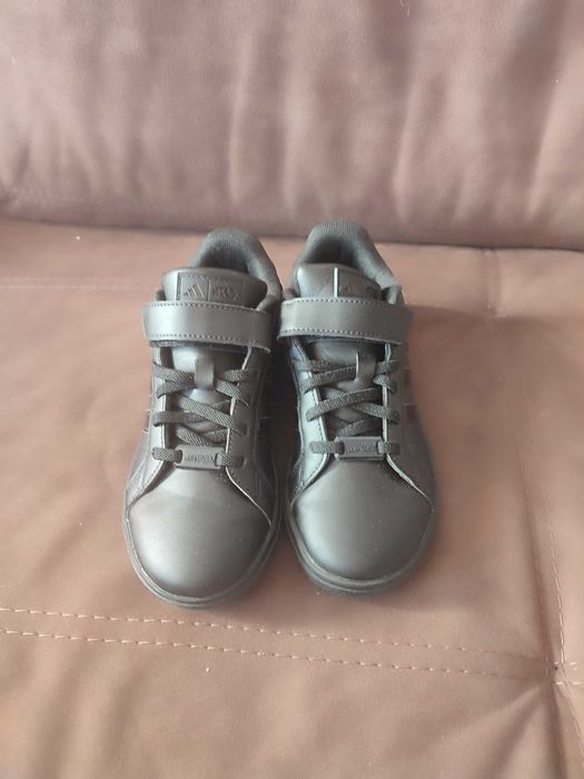 ADIDAS Star Wars номер 33  1/2, цена 50 лв.