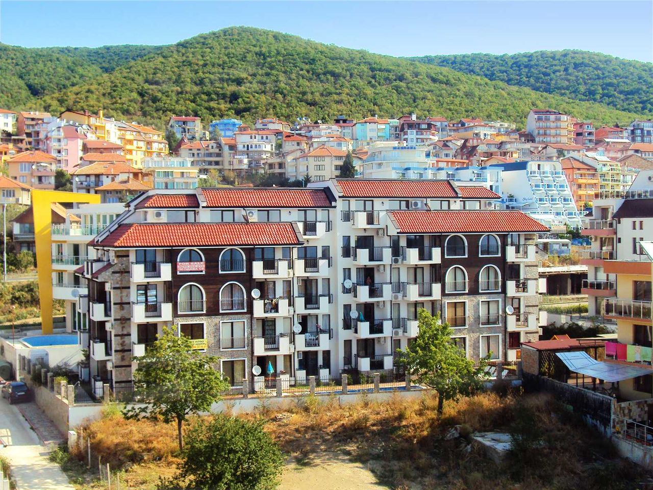 Продава се Тристаен апартамент в Свети Влас - 72 кв.м за 1250 €/кв.м - Снимка #13