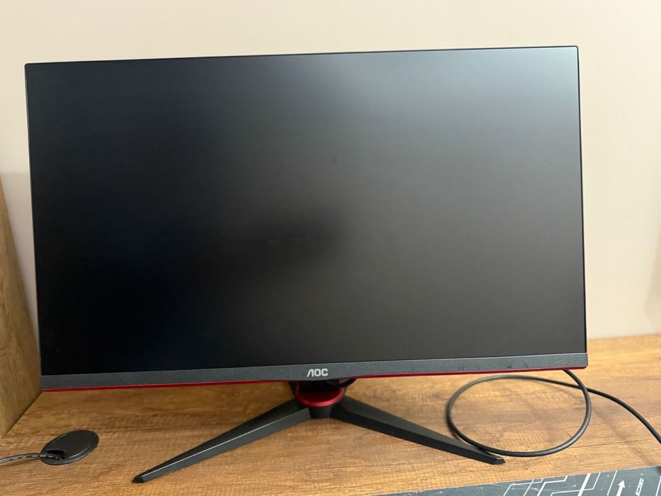 Laptop Gaming Acer Nitro V15 + Monitor AOC 27” – set complet