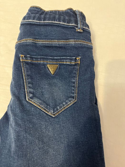 Детски дънки Guess