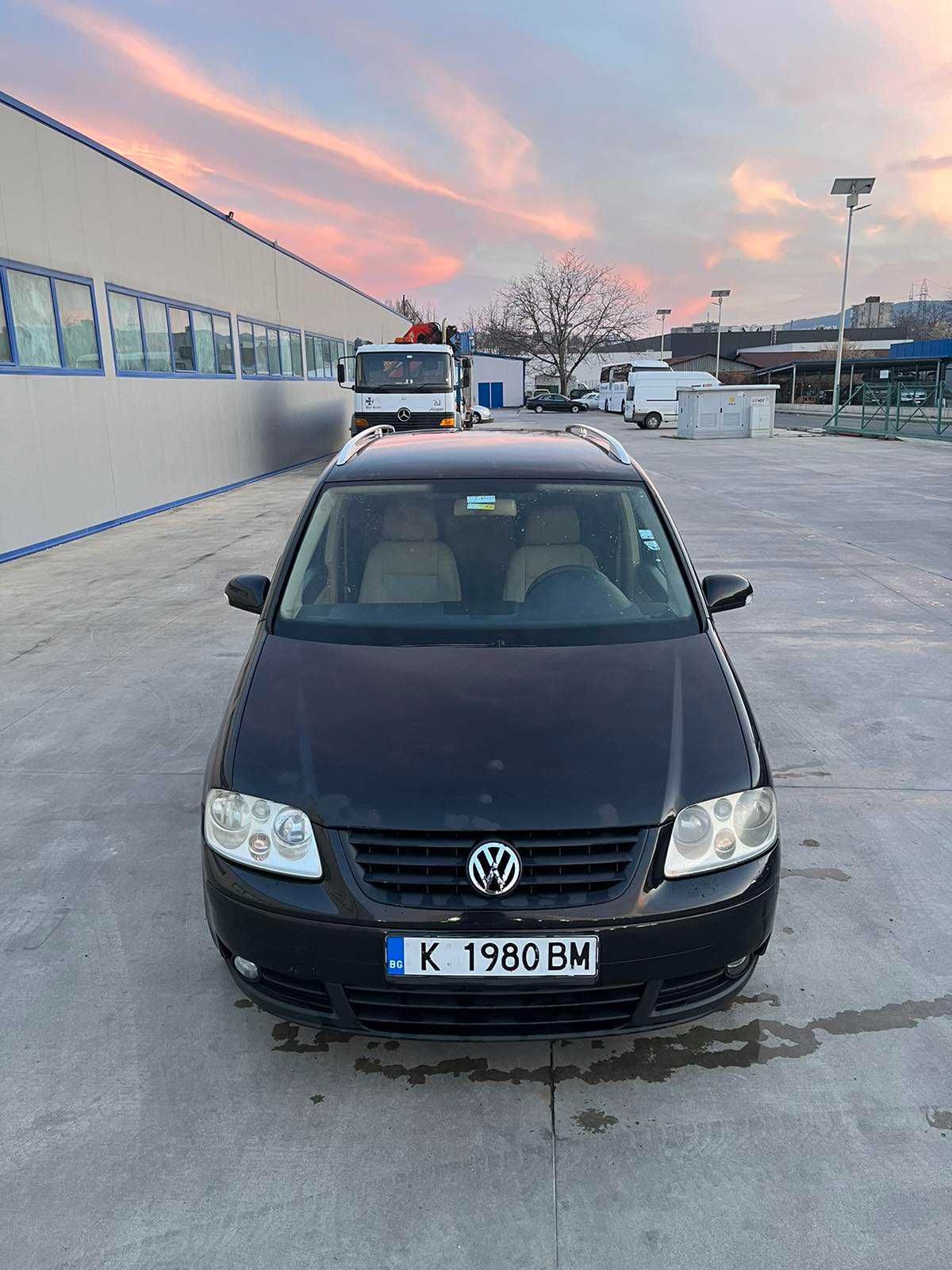 VW Touran  2.0 140к.с