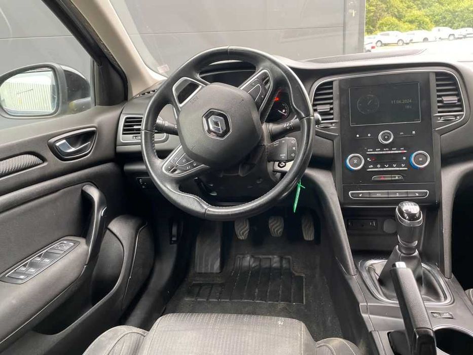 Inchirieri auto Bucuresti - Masina Renault Megane de inchiriat