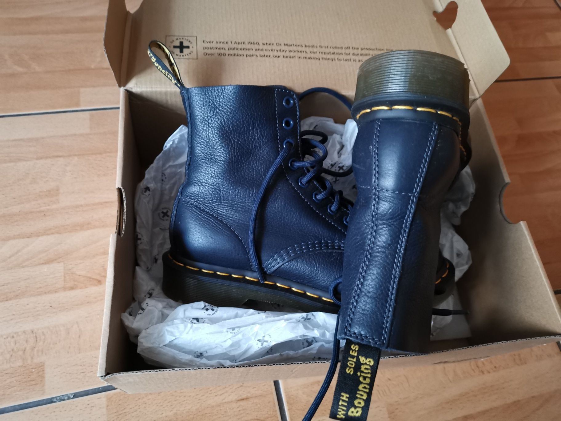 Dr Martens nr 37