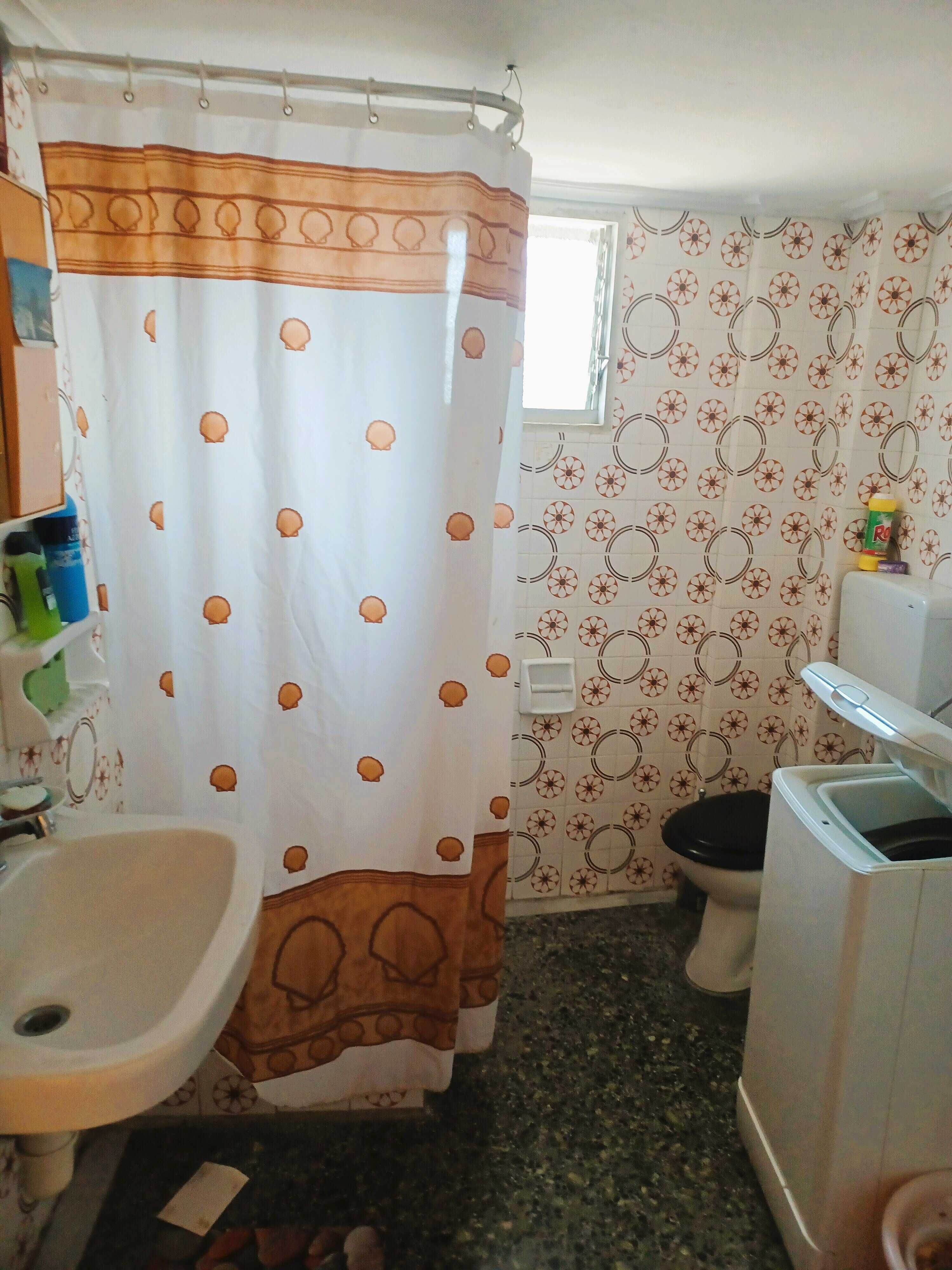 Продава прекрасен малък апартамент 40 м2 в Аспровалта, Гърция