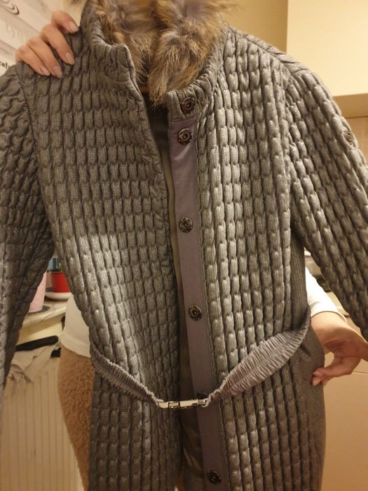 Vând jacheta Cerruti în stare foarte buna