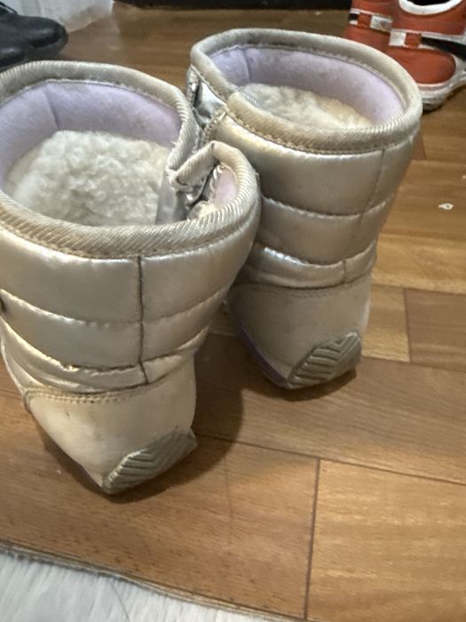 Сапоги зимние для девочек.