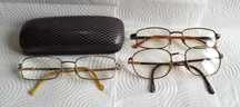 3 perechi de ochelari + 1 etui