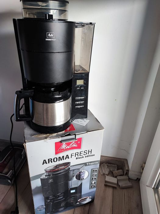 Aparat de cafea cu filtru Melitta Aroma Fresh, cu rasnita