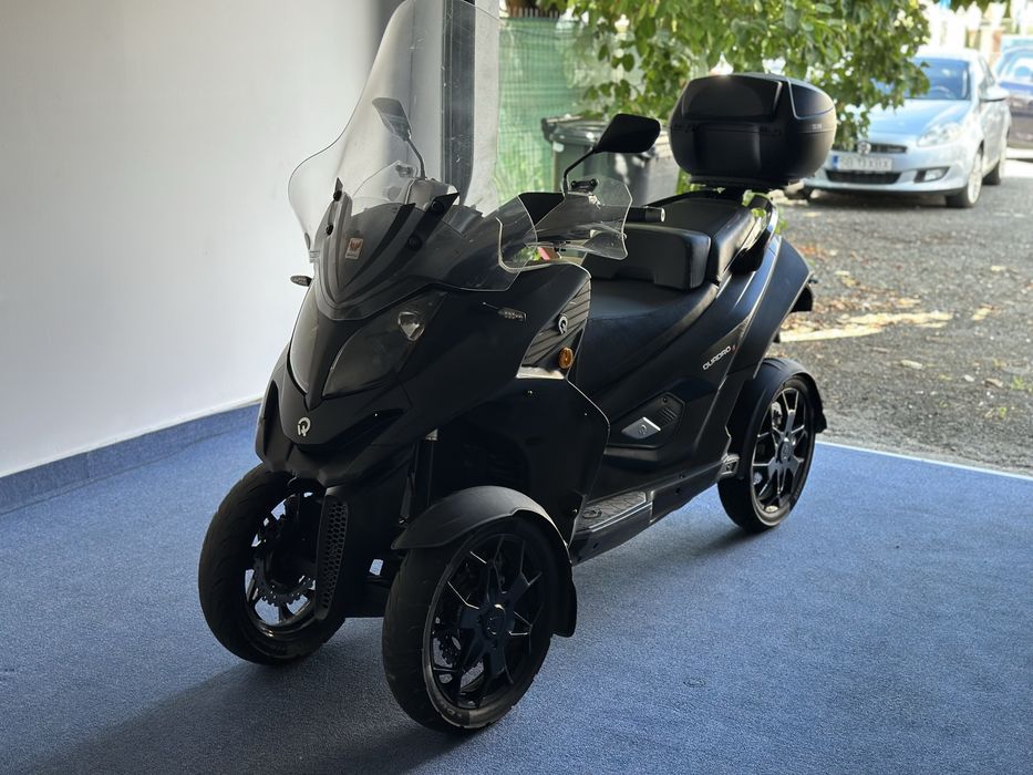 Quadro L5e • Se conduce cu permis cat. B
