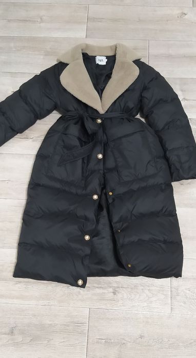 Продам пуховик в отличном состоянии