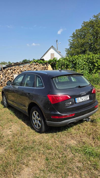 Vând Audi q5 2012 avariat